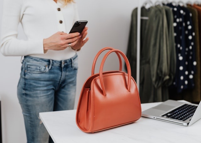 Top Handle & Clutches