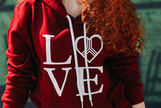 Sweatshirts & Hoodies