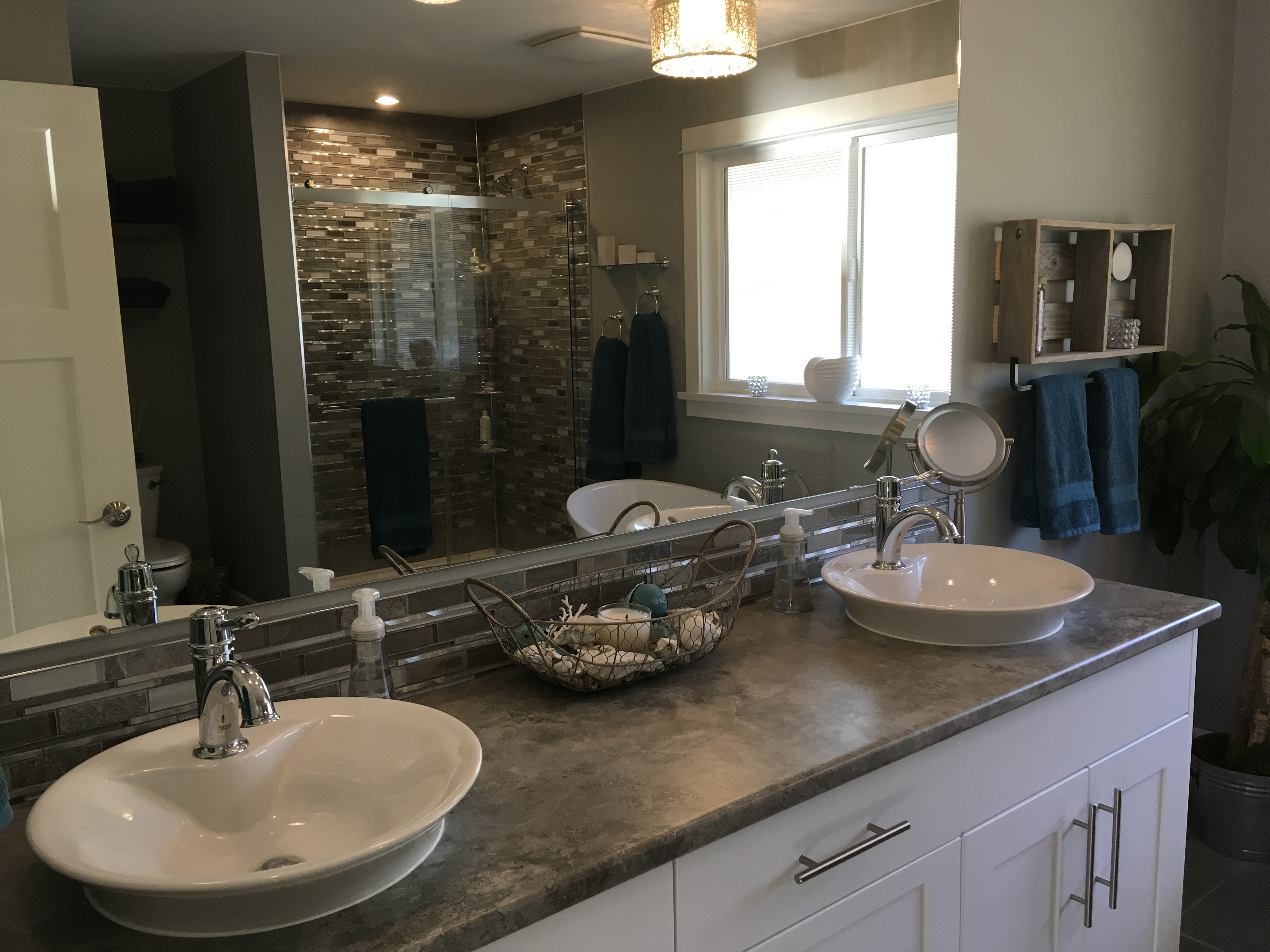 Bath Decor & Accessories