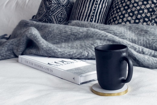 Throw Pillows & Blankets