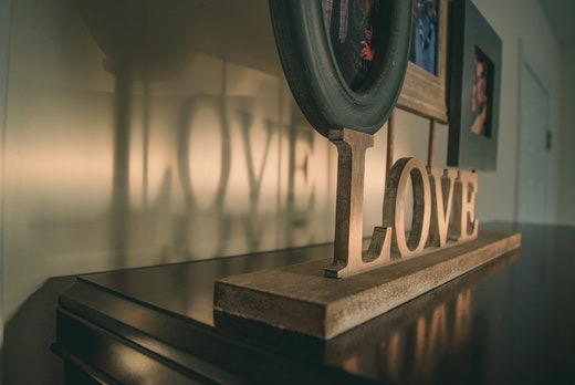 Picture Frames & Displays