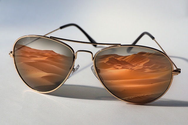Sunglasses & Eyewear